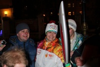 Наталия Клячина пронесла Олимпийский огонь по Верхне-Волжской набережной